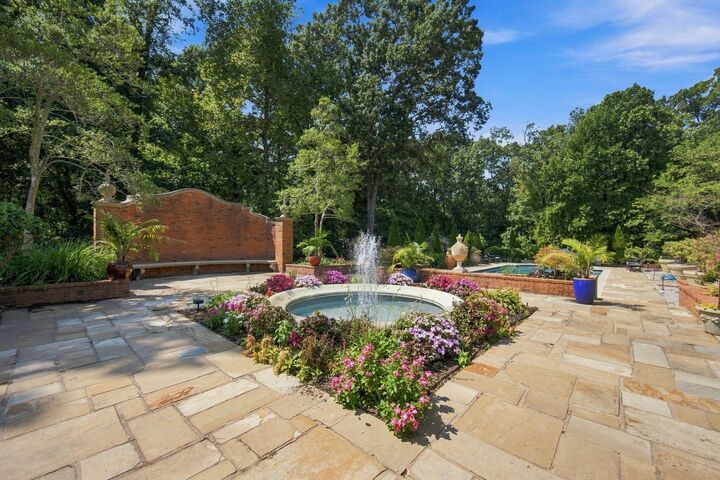 Property Photo: 18 Windwood Drive TN 38305