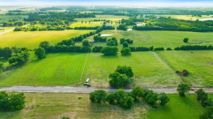 Property Photo:  357 Private Road 33261  TX 75486 