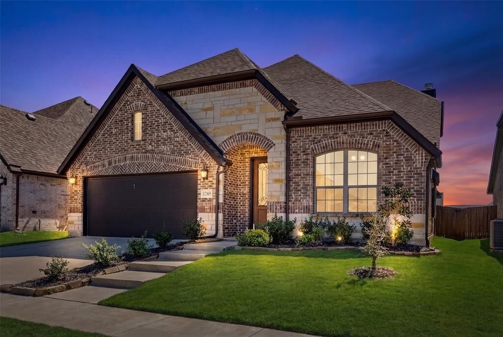 Property Photo:  3245 Ribisl Lane  TX 75189 