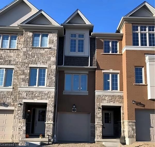 Property Photo:  39 Ridgemount Street  ON N2P 0J3 