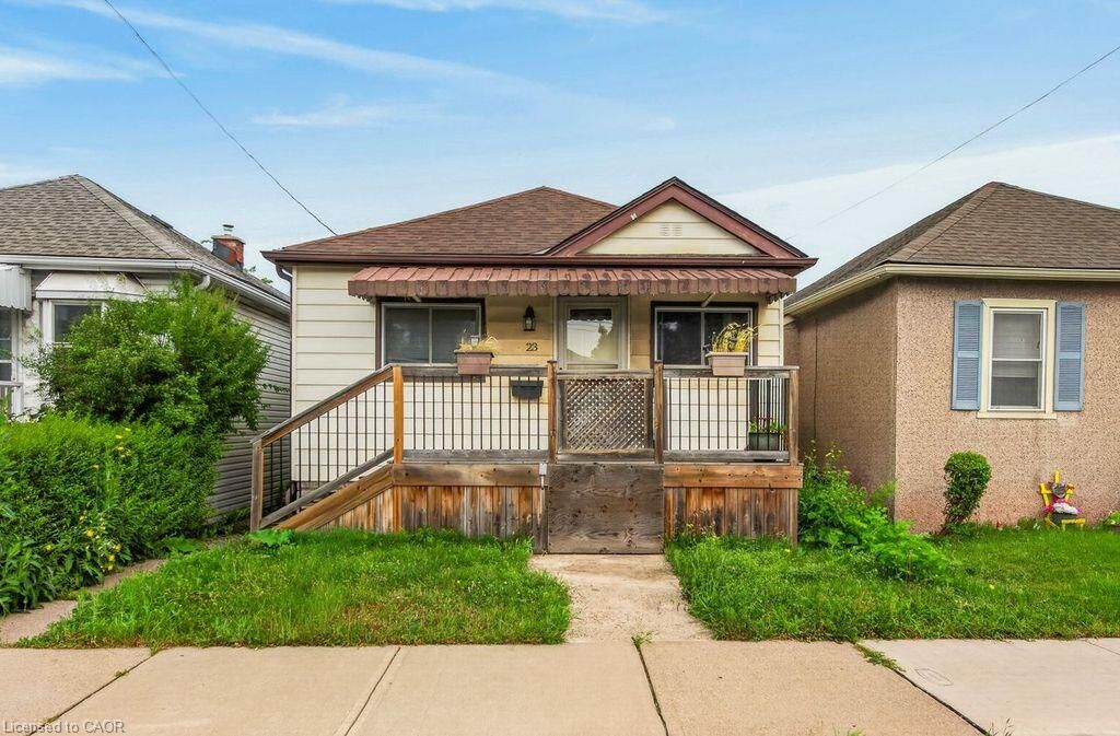Property Photo:  23 Harrison Avenue  ON L8H 2Z8 