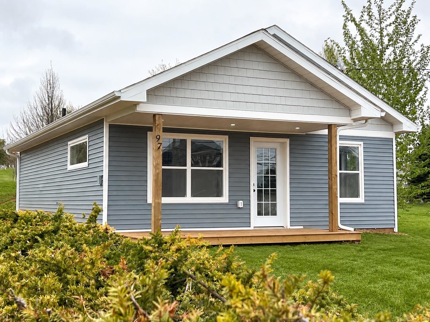 Property Photo:  97 Victoria Street  PE C0B 1M0 