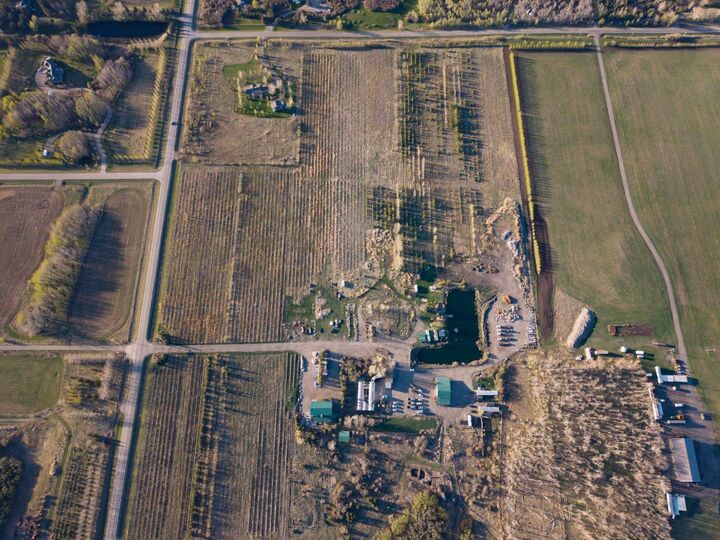 Property Photo:  Meadowview Estates  AB T0L 0H0 