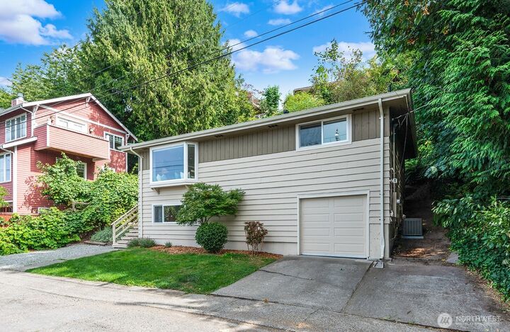 Property Photo:  5625 SW Teig Place  WA 98116 