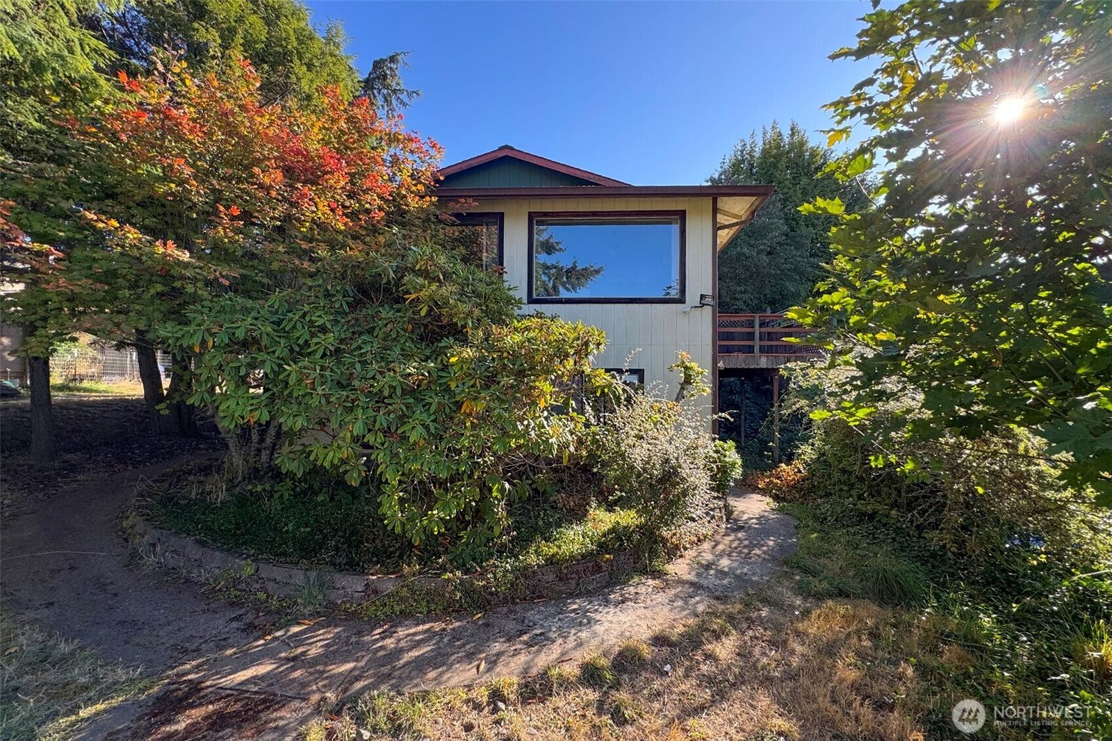 Property Photo: 1008 E 9th Street WA 98362