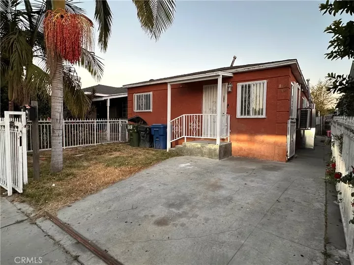 Property Photo:  802 E 111th Drive  CA 90059 