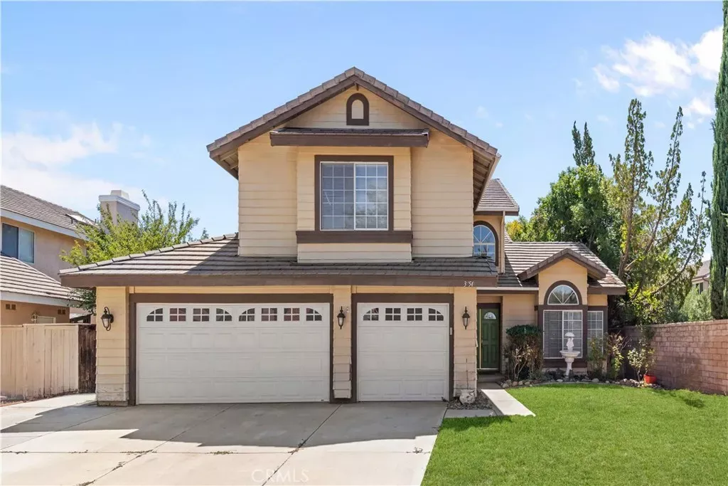 Property Photo: 3454 Satin Court CA 93551