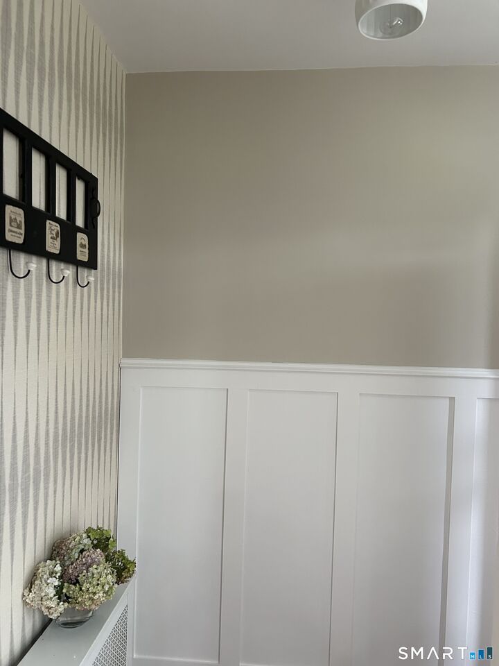 Property Photo: 2475 Summer Street 1G CT 06905