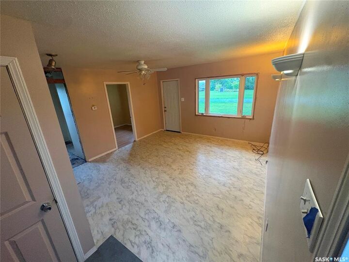 Property Photo:  466 Okanese Avenue S  SK S0G 1S0 