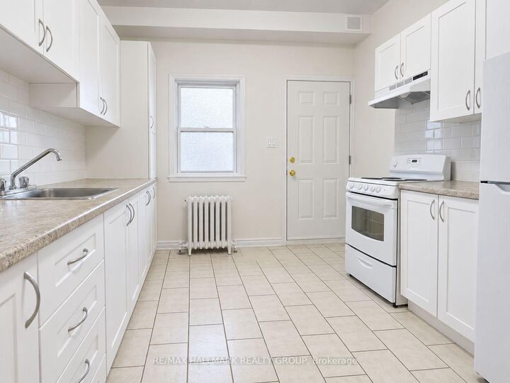 Property Photo:  120 Murray Street 3  ON K1N 7E6 