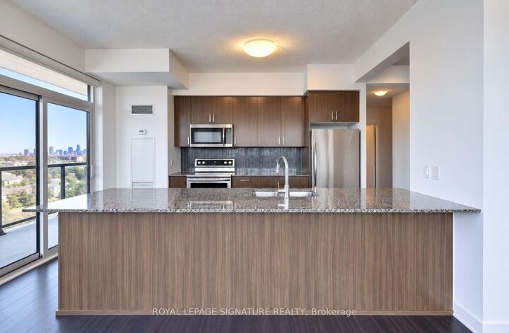 Property Photo:  1603 Eglinton Avenue W 1209  ON M6E 0A1 