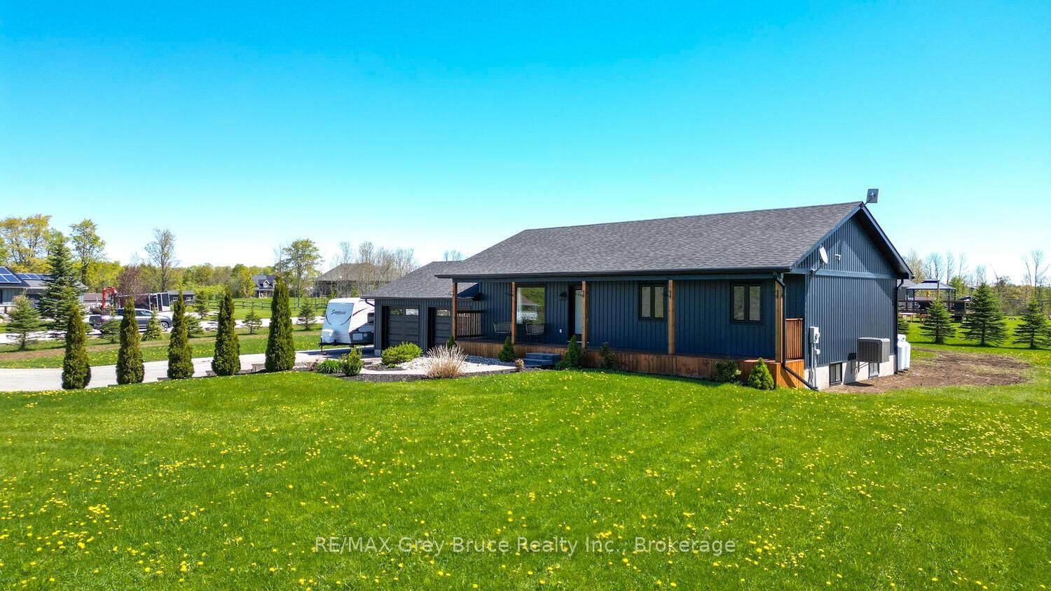 Property Photo: 116 Patterson Parkway ON N0H 2T0