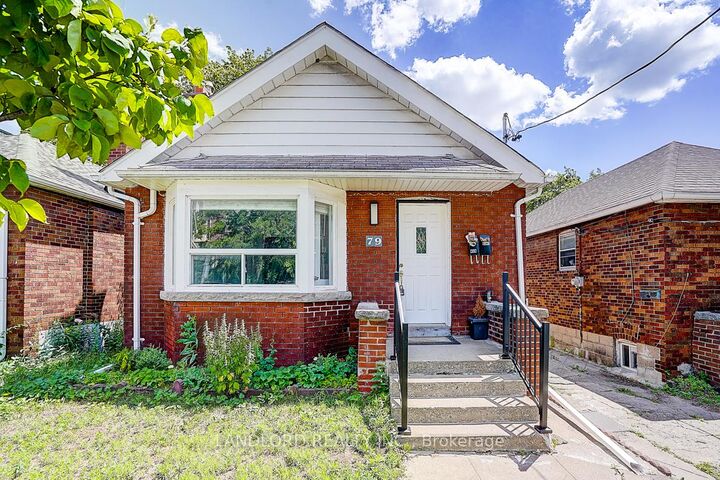 Property Photo:  79 O'Connor Drive Lower  ON M4K 2K4 
