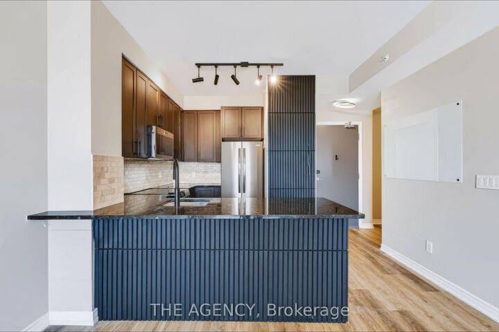 Property Photo:  11611 Yonge Street 226  ON L4E 3N8 