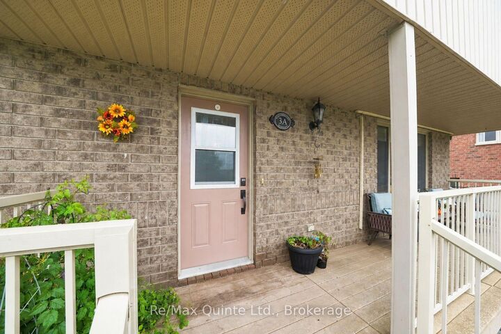 Property Photo:  37 Lakebreeze Court 3A  ON K0K 3L0 
