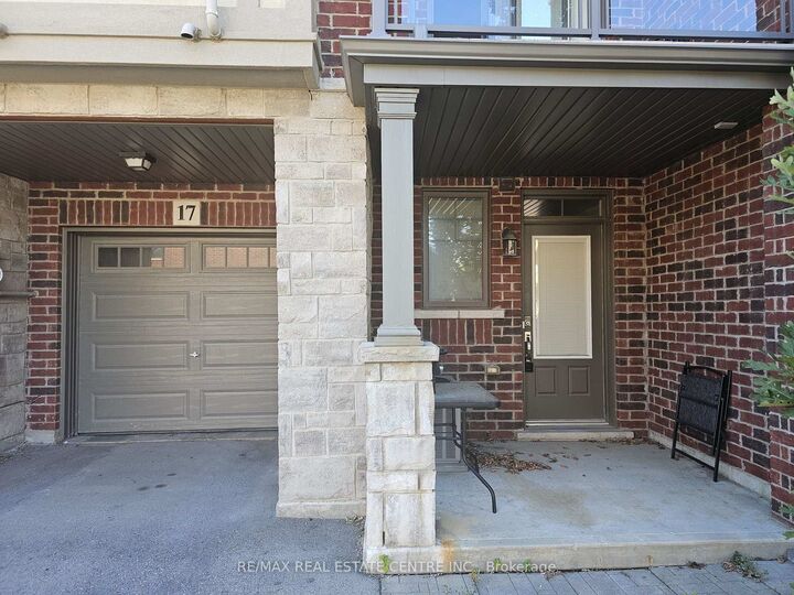 Property Photo:  1169 Garner Road E 17  ON L9G 0G8 