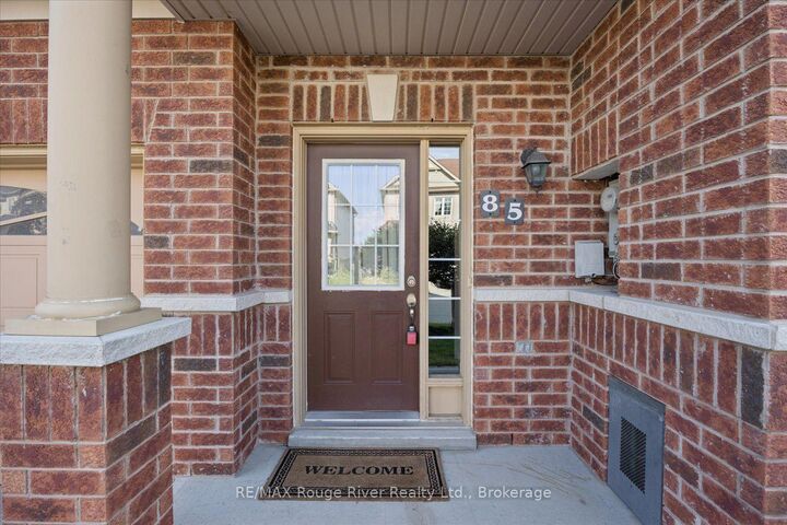 Property Photo:  85 Lander Crescent  ON L1C 0L4 