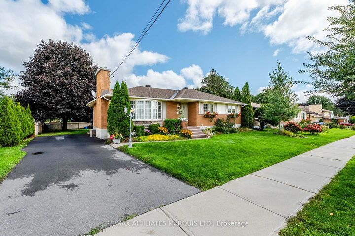 Property Photo: 778 Guy Street ON K6H 4W3