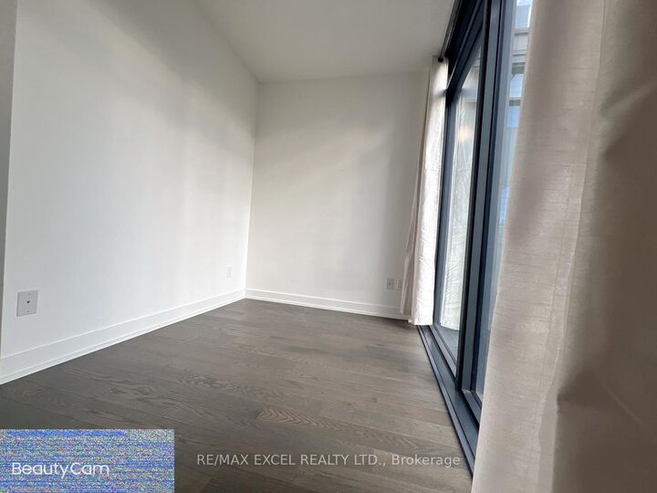 Property Photo:  25 Richmond Street E 1008  ON M5C 0A6 