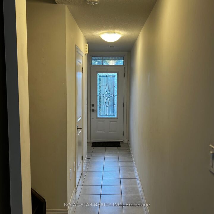 Property Photo:  445 Ontario Street S Street 61  ON L9T 9K5 