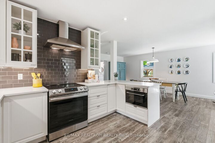 Property Photo:  181 Church Street  ON L4P 1J4 