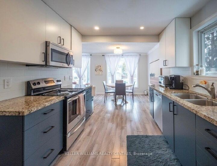 Property Photo:  807 Greenfield Crescent Upper  ON L3Y 3B2 