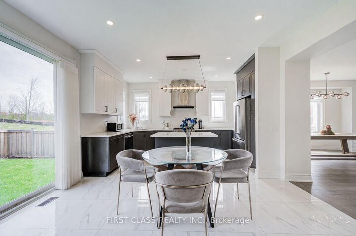 Property Photo:  376 Seaview Heights  ON L9N 0Y5 