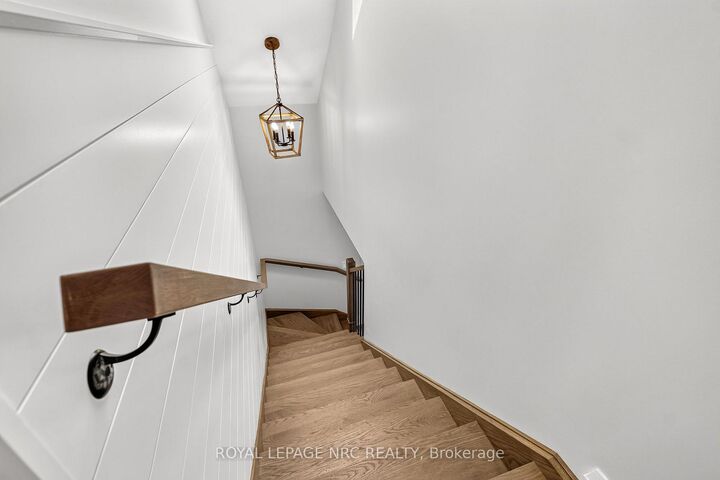 Property Photo:  105 Delater Street  ON L0S 1S0 