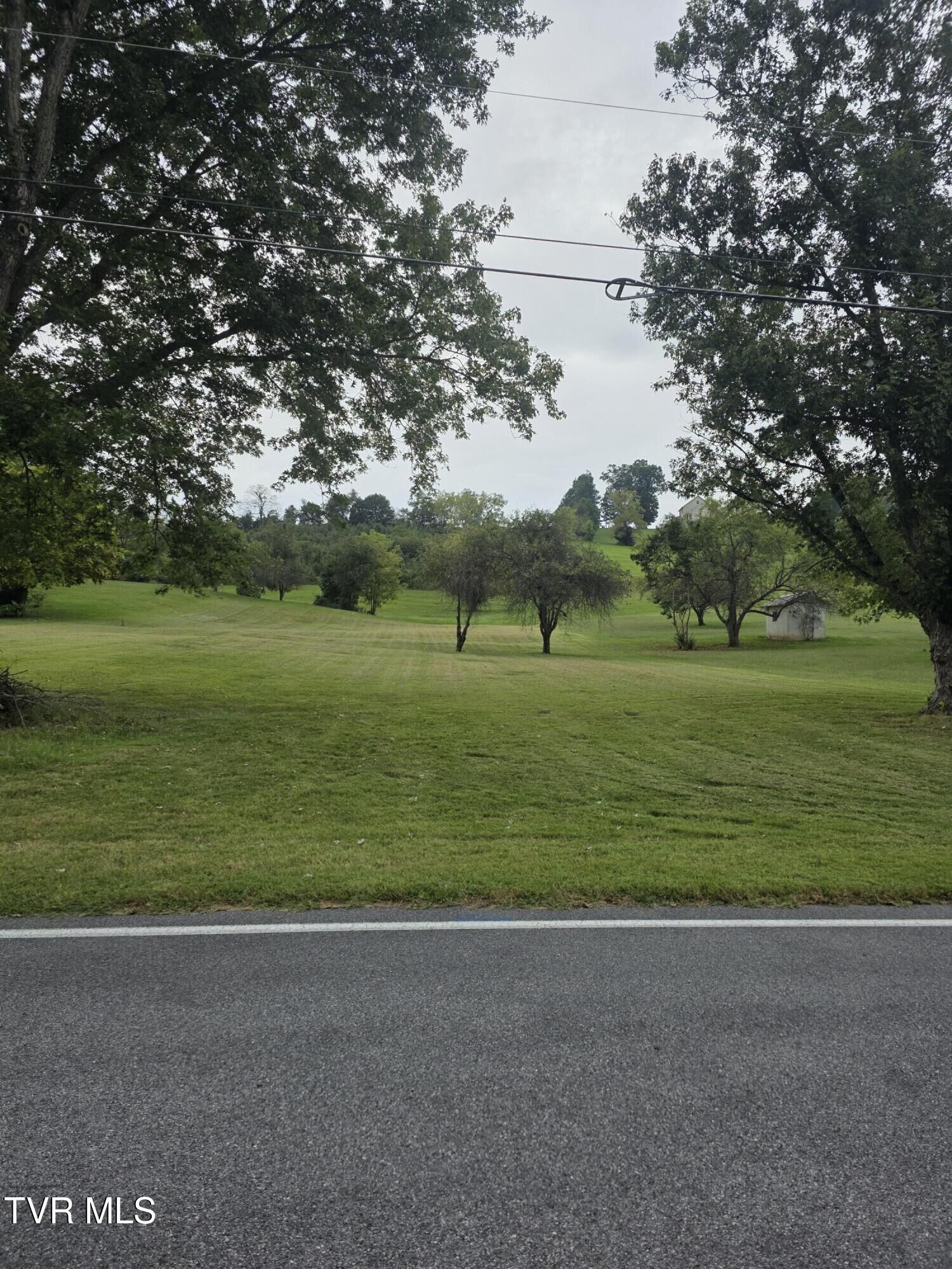 Property Photo: 539 West Valley Drive TN 37664