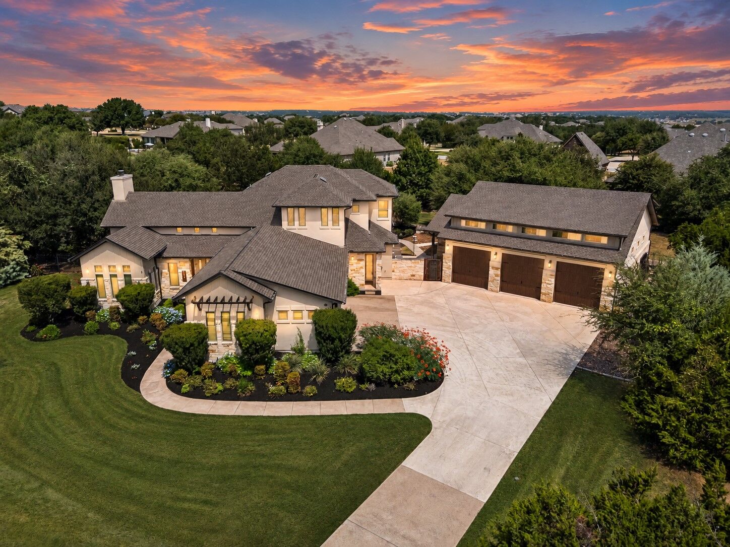 Property Photo: 408 Old Pecan Lane TX 78641