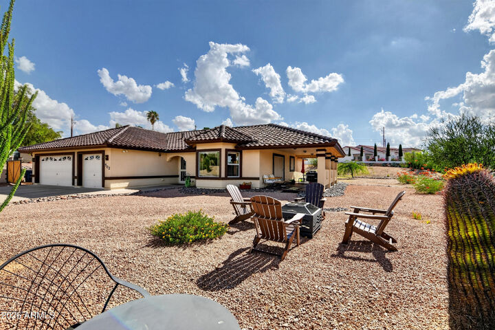 Property Photo:  502 N Sierra Vista Drive  AZ 85390 