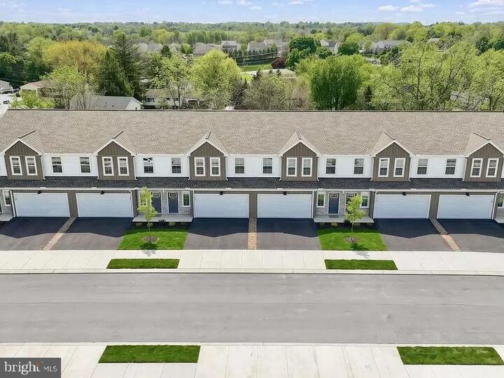Property Photo:  7847 Oak Brook Drive  PA 17112 