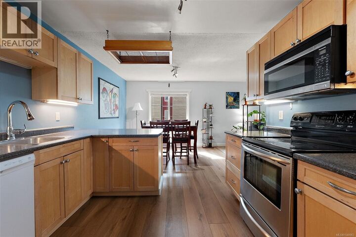 Property Photo: 3235 Quadra Street 216 BC V8X 1G4