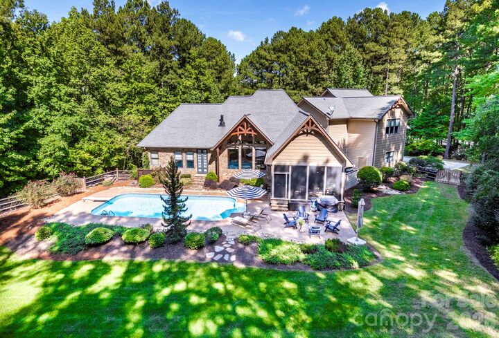 Property Photo: 7608 Webbs Chapel Cove Court NC 28037