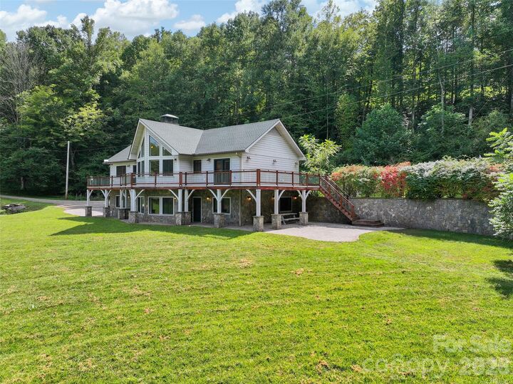 Property Photo:  174 Marina Cove  NC 28785 