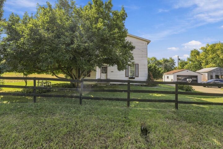 Property Photo: 2880 St Rt 132 OH 45157