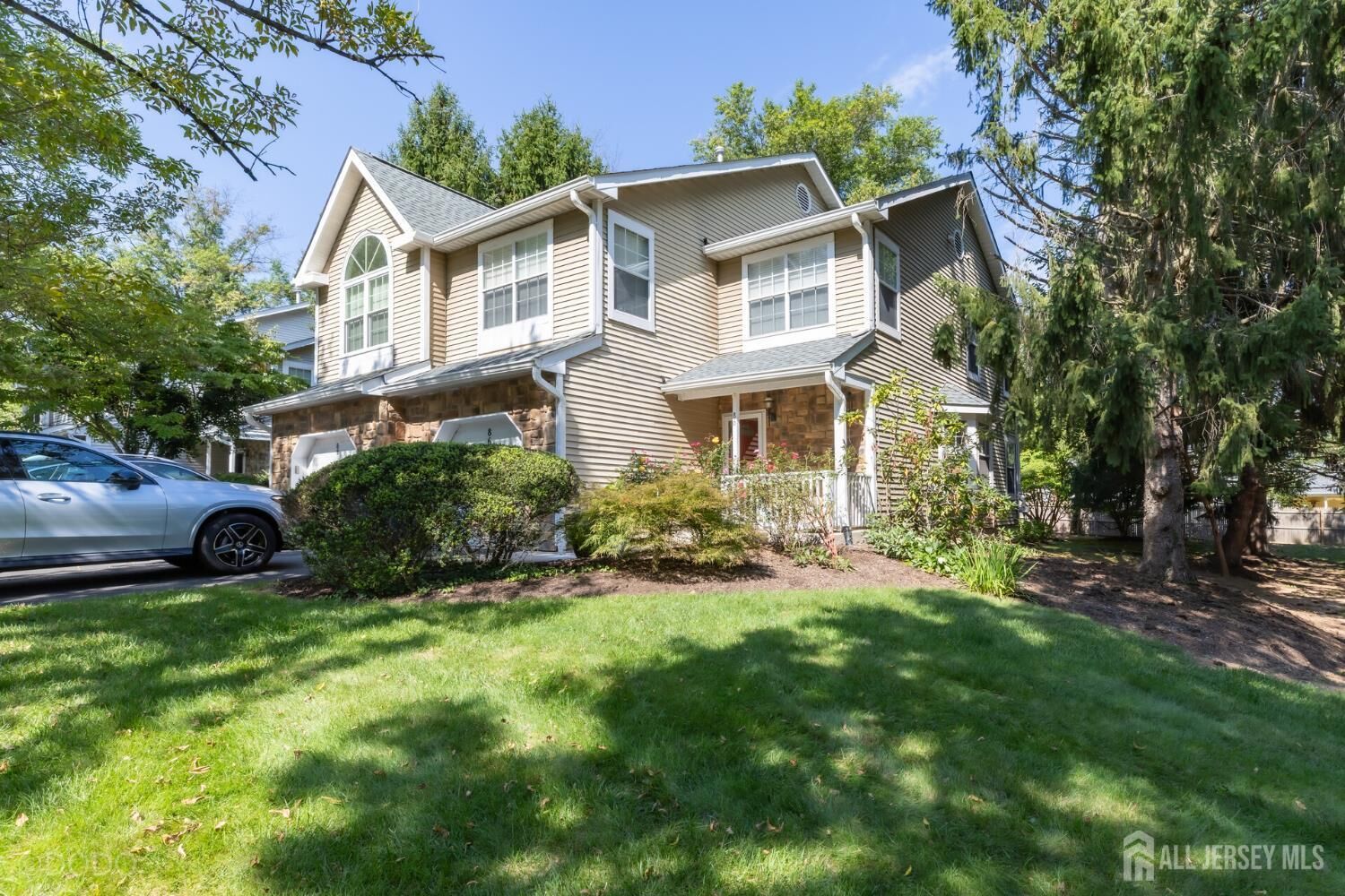 Property Photo:  86 Gordon Avenue  NJ 08648 