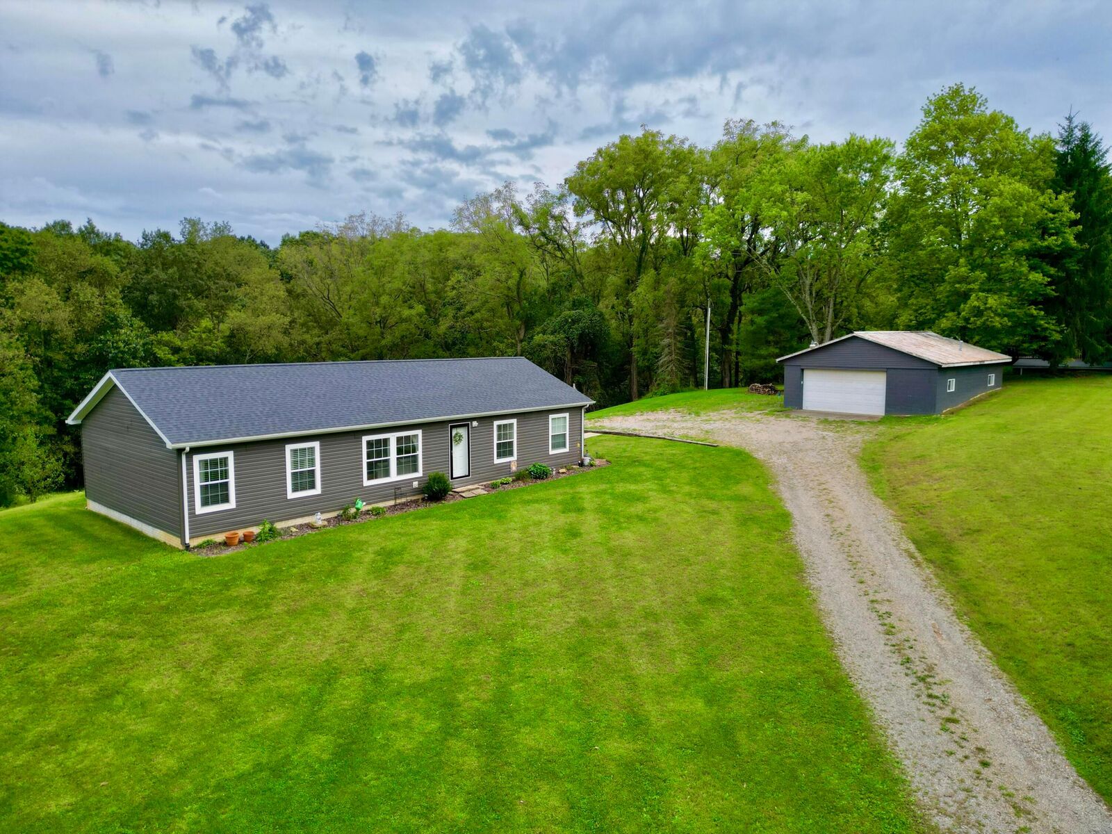 Property Photo: 1300 Lectric Lane OH 43701