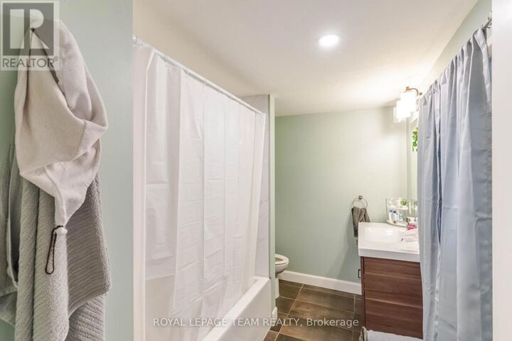 Property Photo:  154 Elgin Street Unit # 6  ON K0A 1A0 