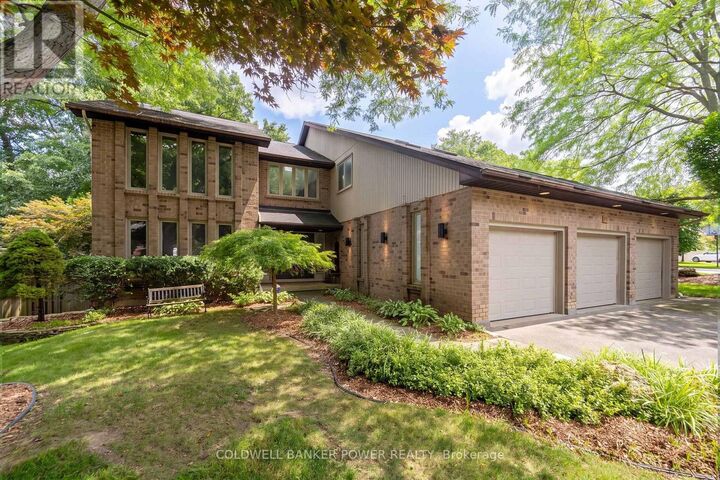 Property Photo:  58 Mapleton Place  ON N6K 4A6 