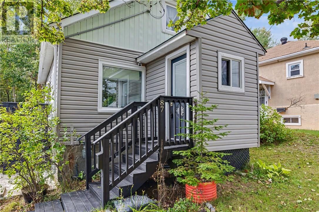 Property Photo:  87 Simcoe Street  ON P3C 3L1 