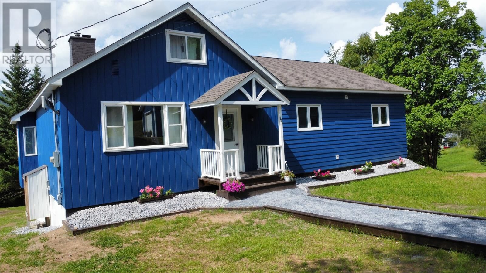 Property Photo:  14 Roberts Drive  NL A2H 2N2 