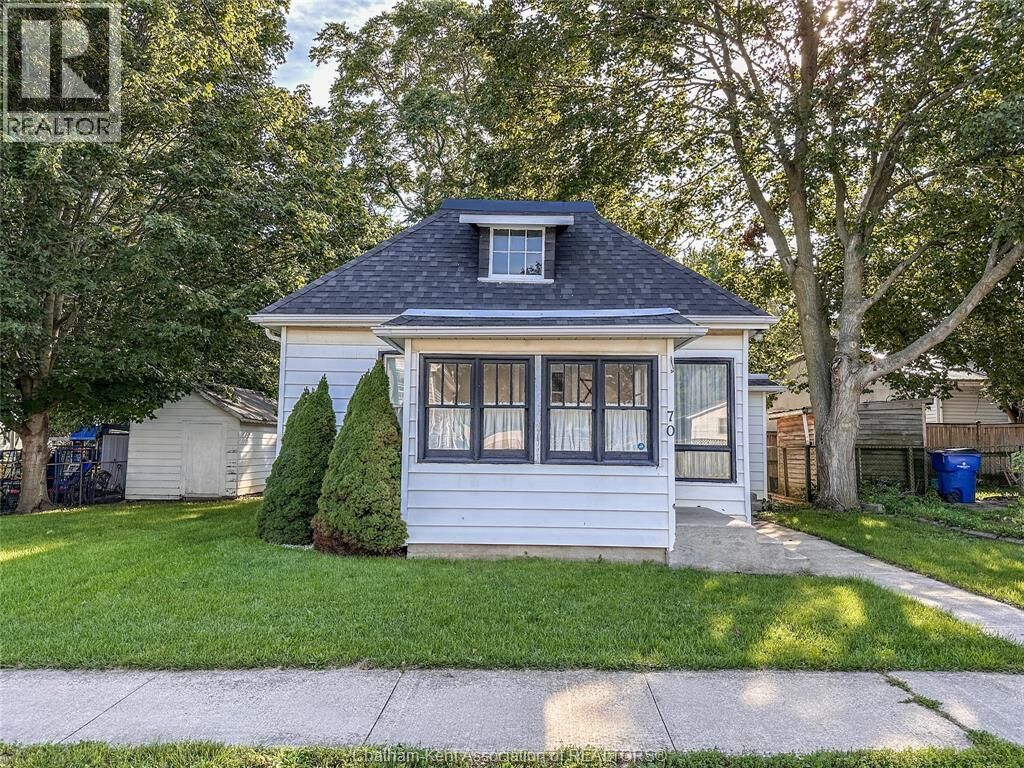 Property Photo:  70 McGeorge Street  ON N0P 1A0 