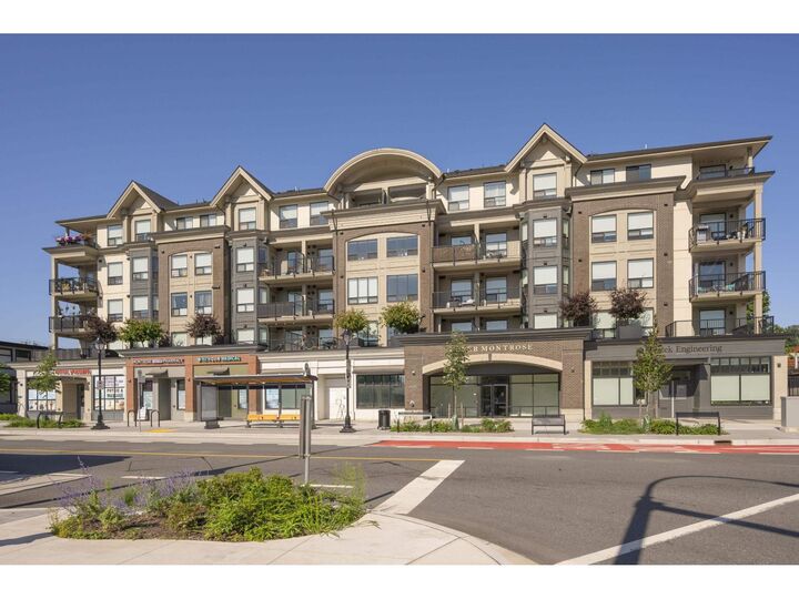 Photo de la propriété:  2493 Montrose Avenue 418  BC V2S 3T2 