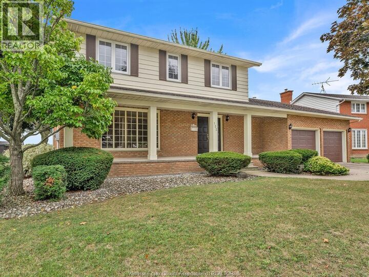 Property Photo:  132 Lydia  ON N9V 3R3 