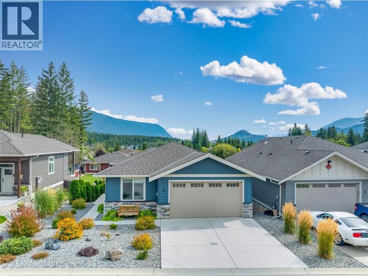 Property Photo:  2715 Golf Course Drive 6  BC V0E 1H1 