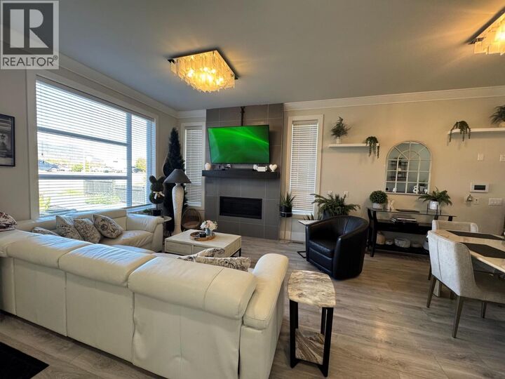 Photo de la propriété:  1610 Chestnut Avenue  BC V1K 0A9 