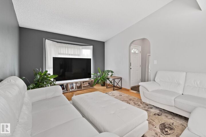 Property Photo:  7503 190 Street NW  AB T5T 5H6 