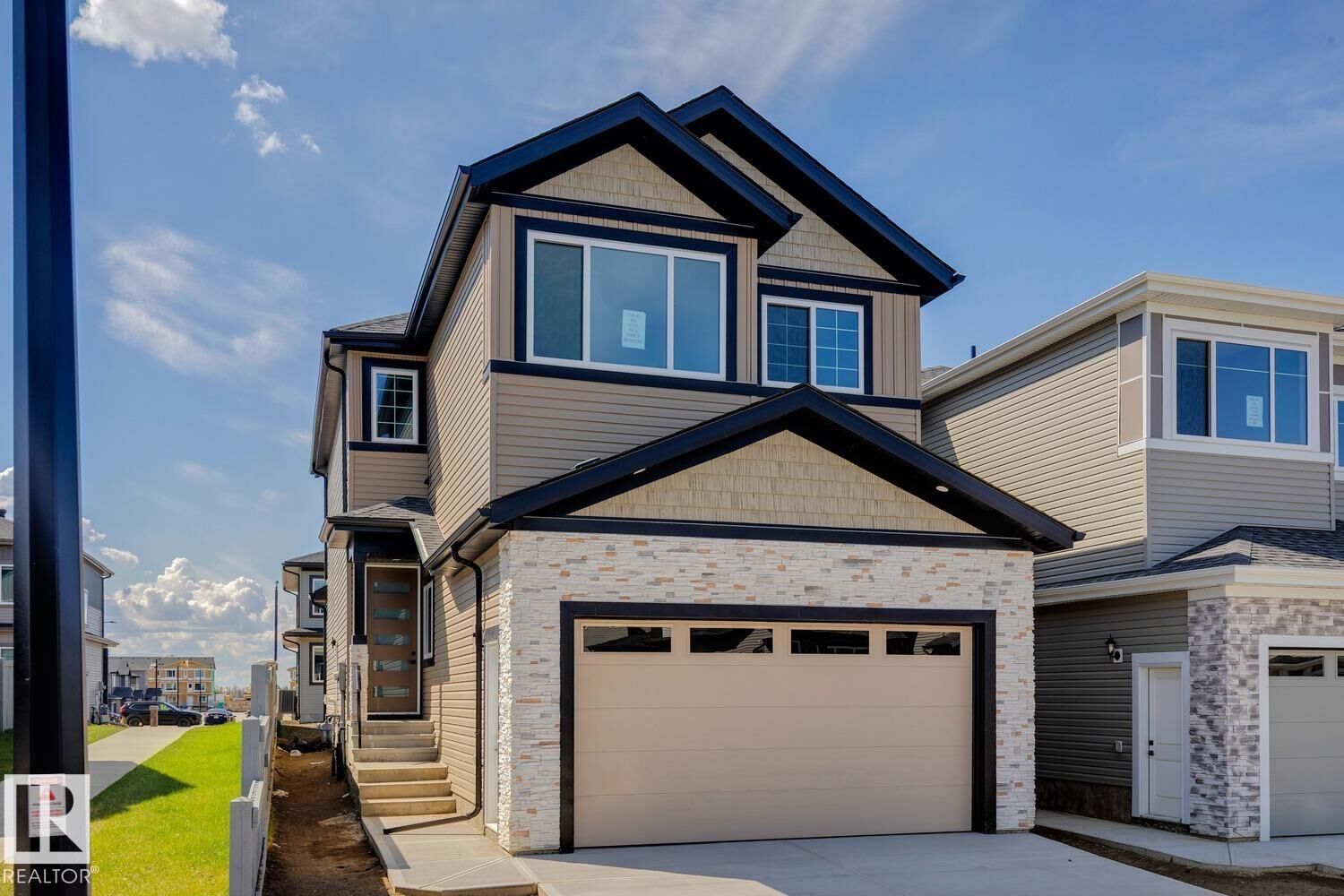 Property Photo: 3529 42 Avenue AB T4X 3G4