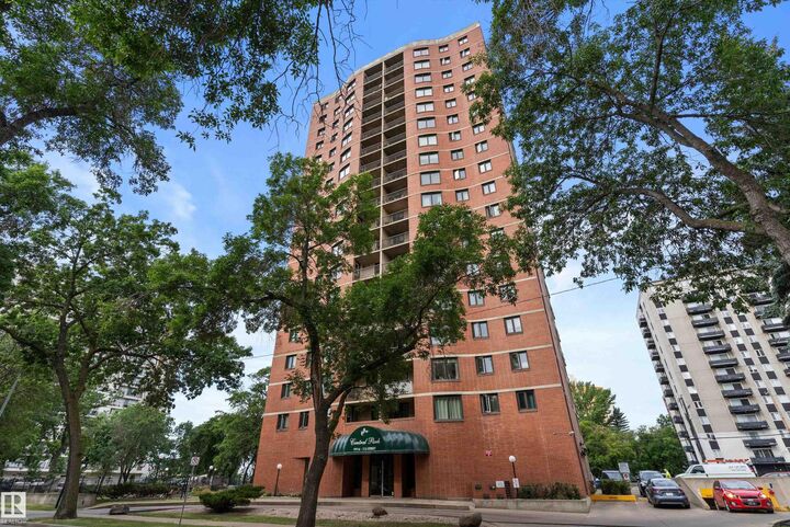 Property Photo:  9916 113 Street NW 1704  AB T5K 2N3 